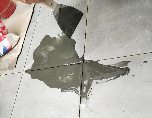 瓷砖空鼓最简单的修补方法图片(瓷砖空鼓最简单的修补方法图片大全) 瓷砖空鼓最简单的修补方法图片(瓷砖空鼓最简单的修补方法图片大全)